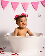 Load image into Gallery viewer, Bath Tub - White