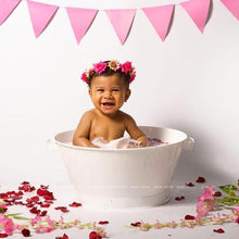 Load image into Gallery viewer, Bath Tub - White
