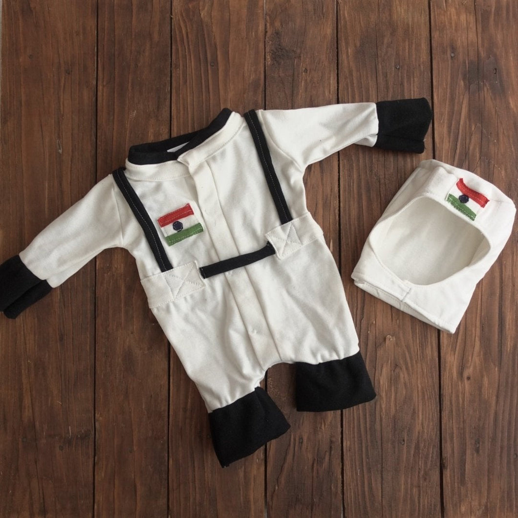 Astronaut outfit 9-12m