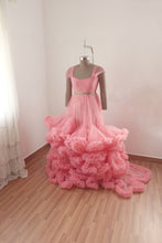 Load image into Gallery viewer, Diana gown - Coral M-L
