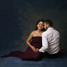 Load image into Gallery viewer, Grape Convertible gown with veil M-XL
