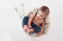 Load image into Gallery viewer, Boy Romper 0-3m

