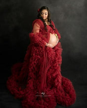 Load image into Gallery viewer, Burgundy Arianna gown M-L
